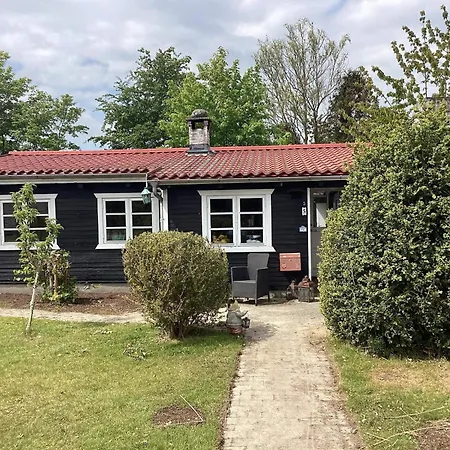 Holiday home 6 Person In Vaeggerlose
